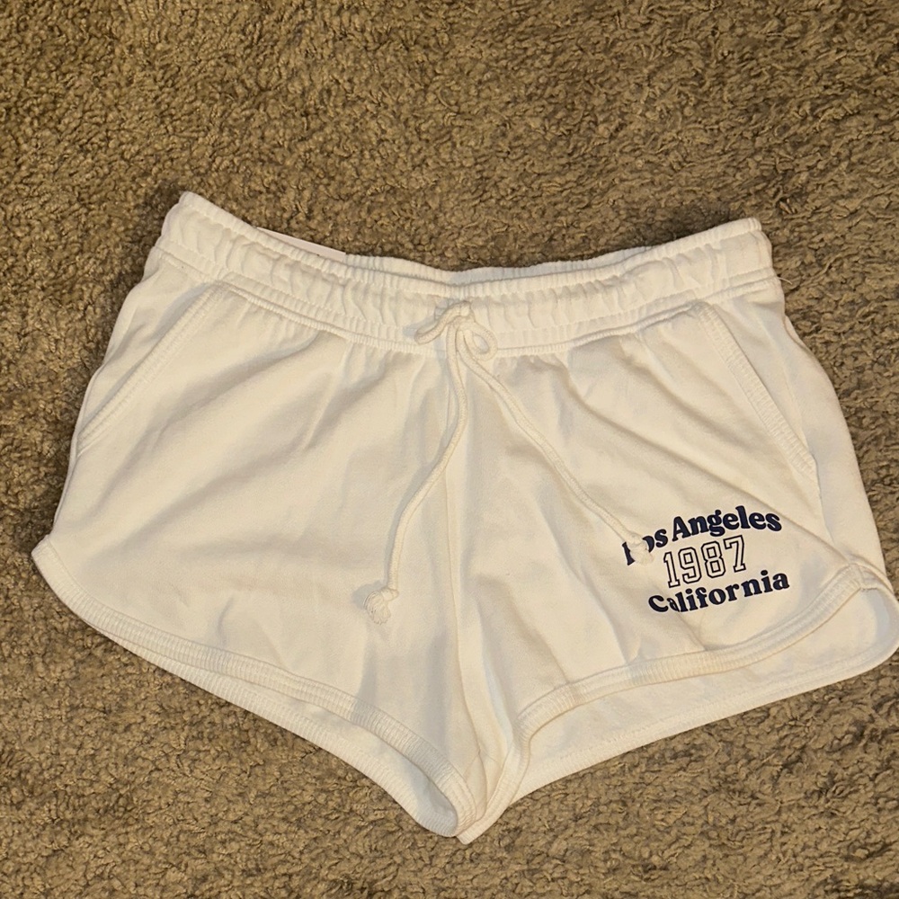 NWT Aeropostale Dolphin White and Blue Shorts (L)
